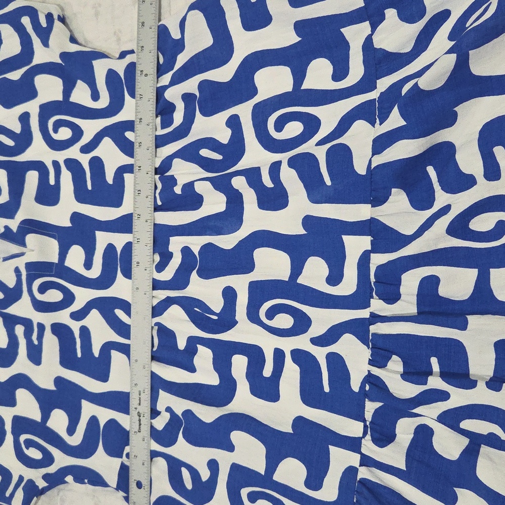 THML adorable Dress In Great Condition. Blue/white Geometric Type Pattern. 💙 - Picture 12 of 12